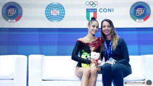 aa q raffaeli sofia ita sfe02505 copia simone ferraro ph